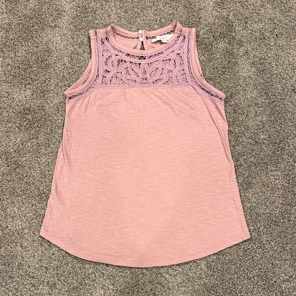 LOFT - Mauve Pink Tank Top with Lace Embroidered Detail, lightweight, size XS